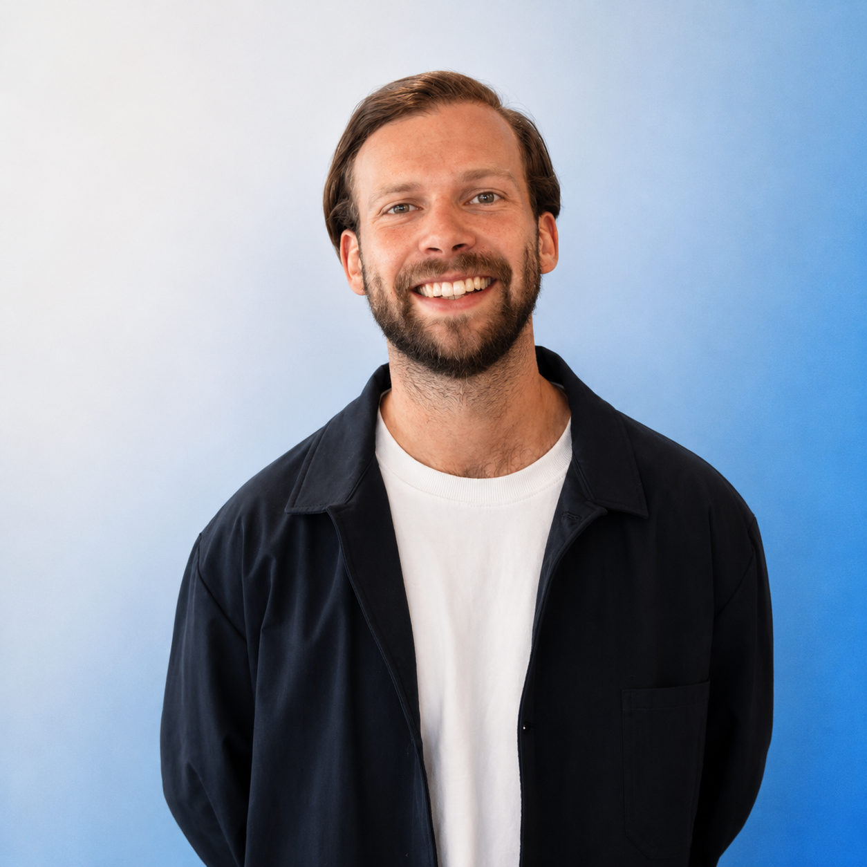 Etienne — Sales & Partnerships